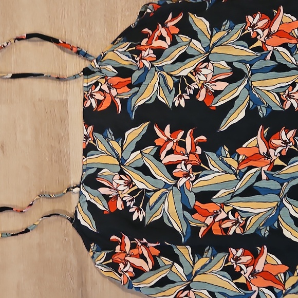 Billabong Dress Size Medium - Picture 2 of 3